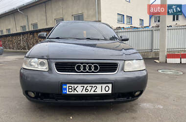 Хетчбек Audi A3 2002 в Кременці