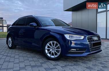 Хэтчбек Audi A3 2016 в Мукачево