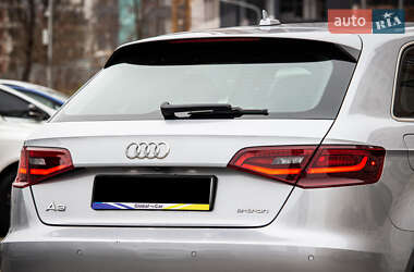 Хэтчбек Audi A3 2015 в 