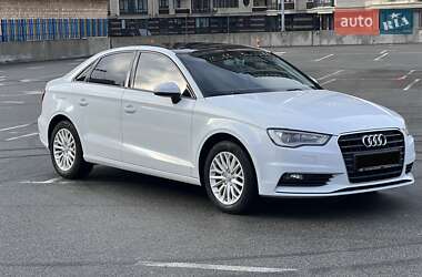 Седан Audi A3 2016 в Киеве