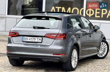 Хэтчбек Audi A3 2016 в 