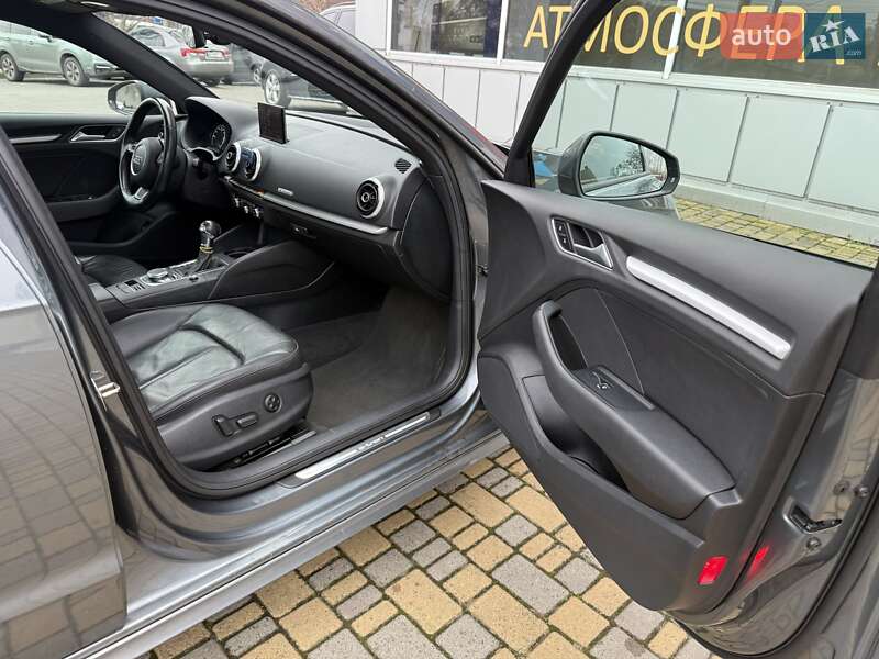 Хэтчбек Audi A3 2016 в Одессе