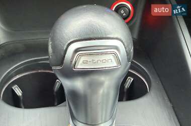 Хэтчбек Audi A3 2016 в 