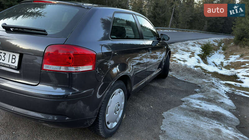 Хетчбек Audi A3 2004 в Долині