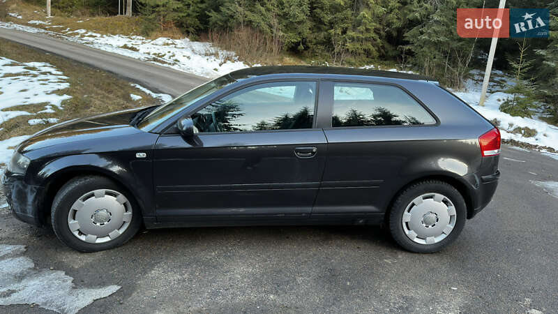 Хетчбек Audi A3 2004 в Долині