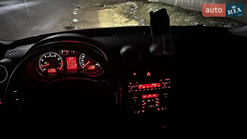 Хетчбек Audi A3 2004 в Долині