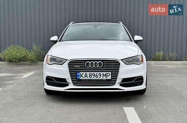 Хэтчбек Audi A3 2015 в 