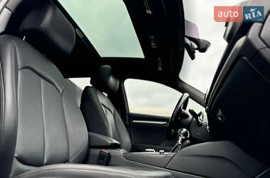 Хэтчбек Audi A3 2015 в 