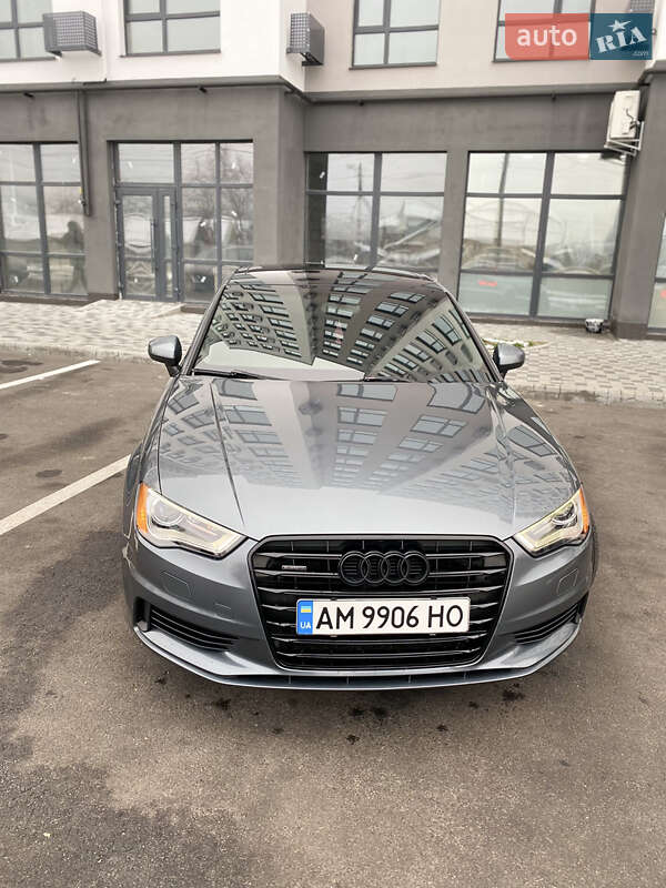 Седан Audi A3 2014 в Киеве