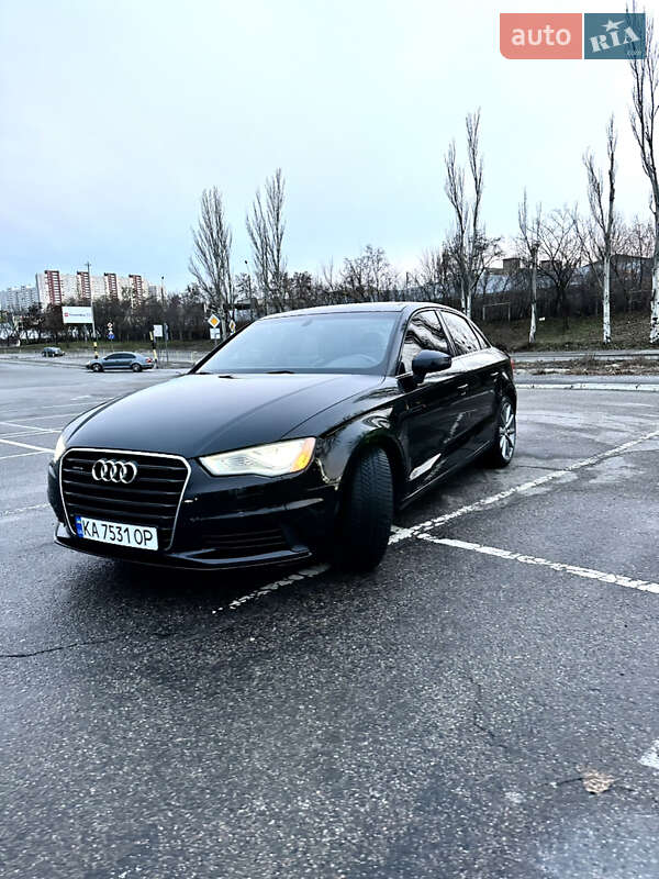 Седан Audi A3 2015 в Киеве