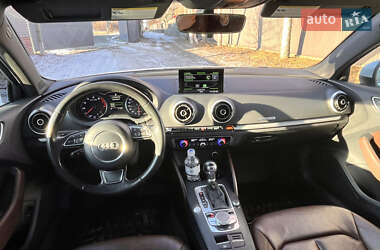 Седан Audi A3 2016 в 