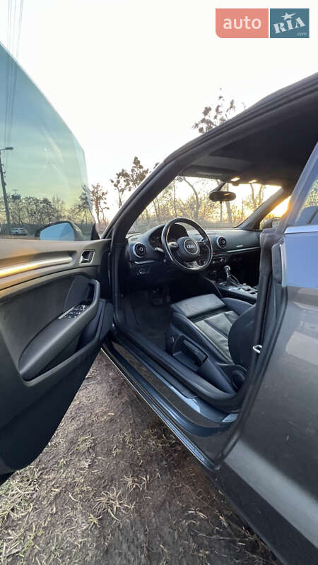 Кабриолет Audi A3 2014 в Полтаве