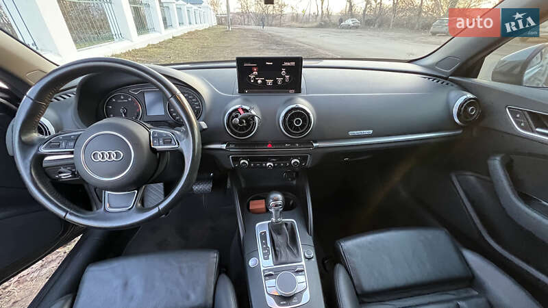 Кабриолет Audi A3 2014 в Полтаве