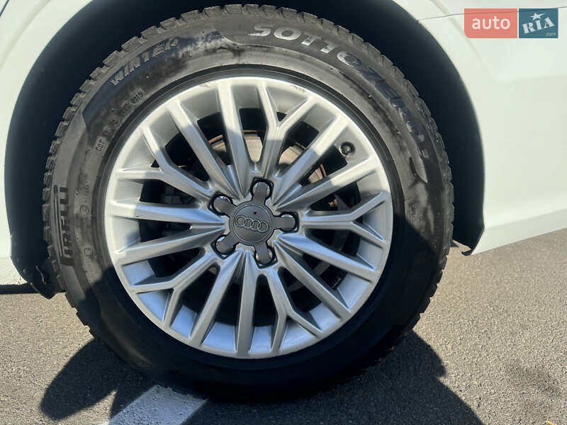 Седан Audi A3 2016 в Києві