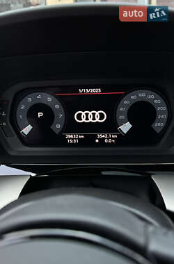 Седан Audi A3 2022 в 