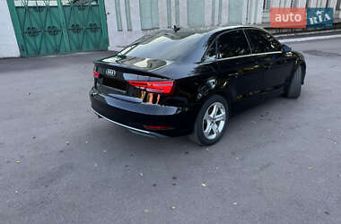 Седан Audi A3 2017 в 