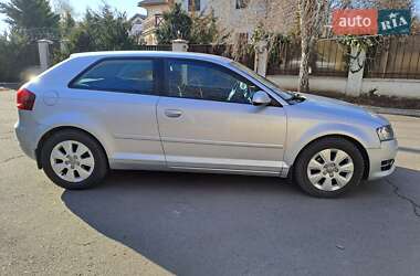 Хетчбек Audi A3 2011 в 