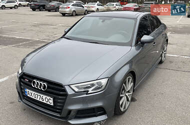 Седан Audi A3 2016 в 