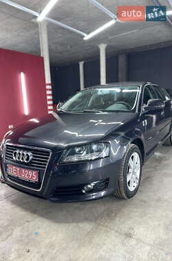 Хетчбек Audi A3 2011 в Луцьку