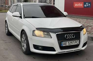 Хетчбек Audi A3 2009 в Дніпрі