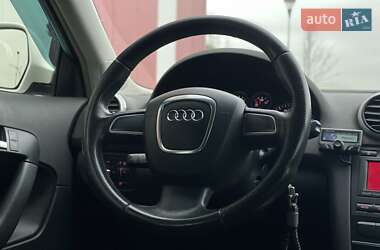 Хетчбек Audi A3 2009 в Дніпрі