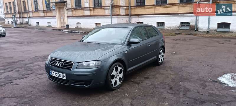 Хетчбек Audi A3 2003 в Чернігові