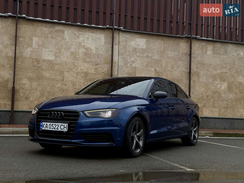Седан Audi A3 2014 в Киеве