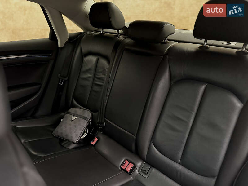 Седан Audi A3 2014 в Киеве