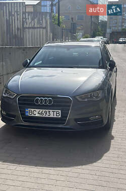 Хэтчбек Audi A3 2016 в 