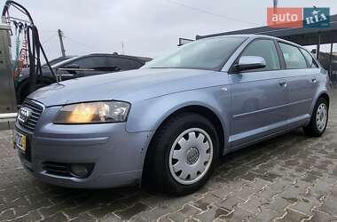 Хэтчбек Audi A3 2006 в 