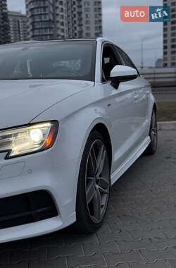 Седан Audi A3 2016 в 