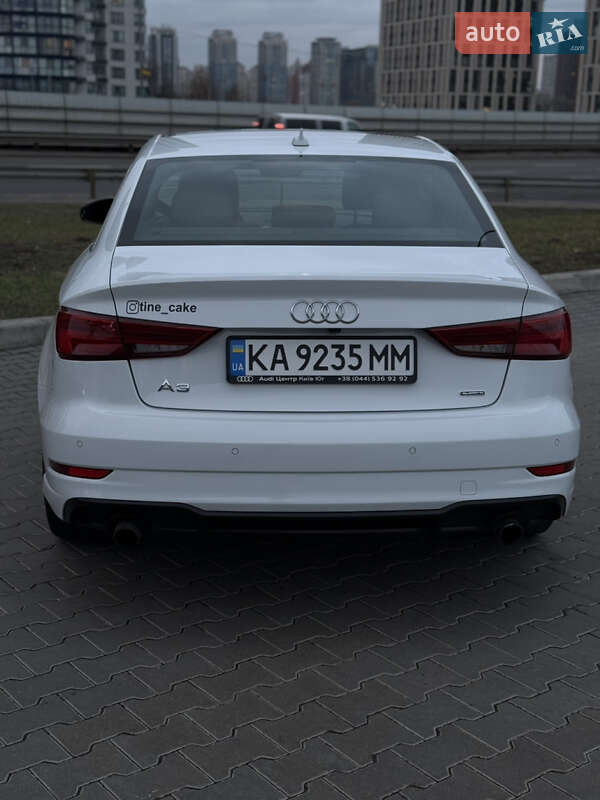 Седан Audi A3 2016 в Києві