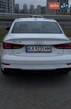 Седан Audi A3 2016 в 