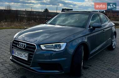 Седан Audi A3 2014 в Яворове