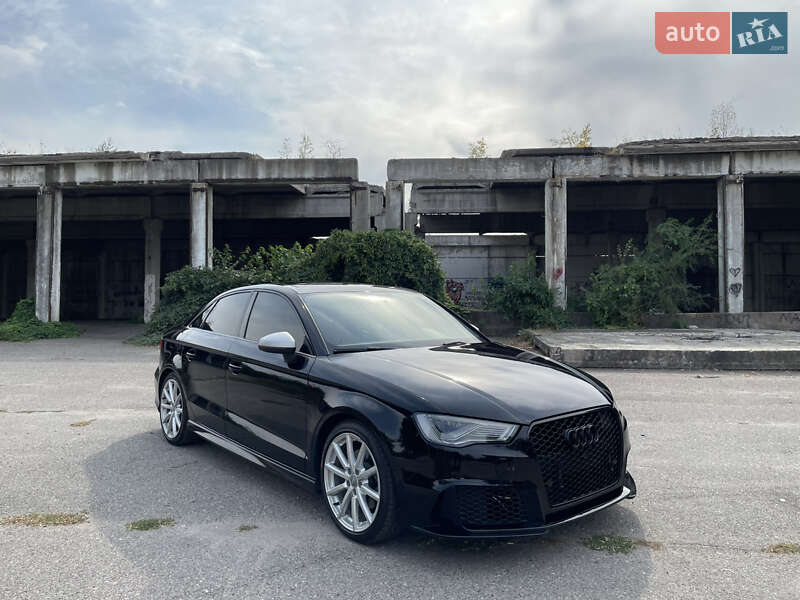 Седан Audi A3 2015 в Лубнах