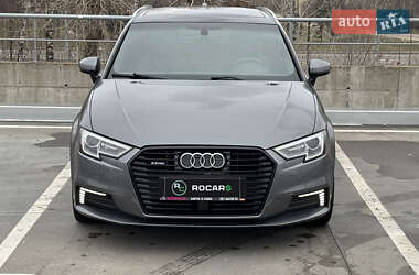 Хетчбек Audi A3 2016 в Києві