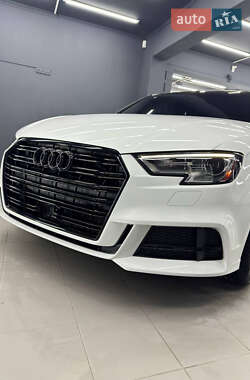 Седан Audi A3 2017 в 
