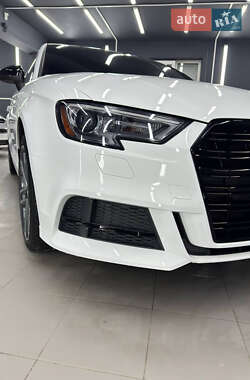 Седан Audi A3 2017 в 