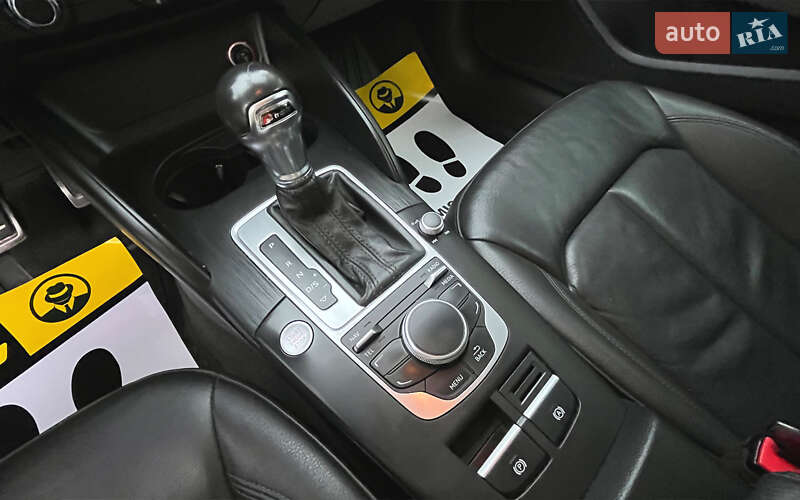 Седан Audi A3 2015 в Стрые