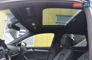 Хэтчбек Audi A3 2016 в 