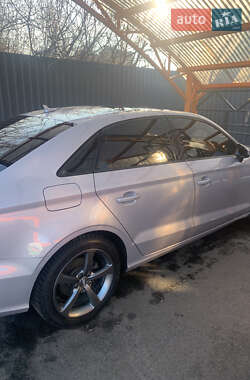 Седан Audi A3 2015 в 