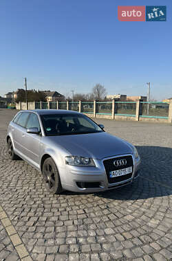 Хетчбек Audi A3 2004 в Мукачевому