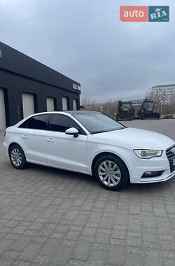 Седан Audi A3 2015 в 