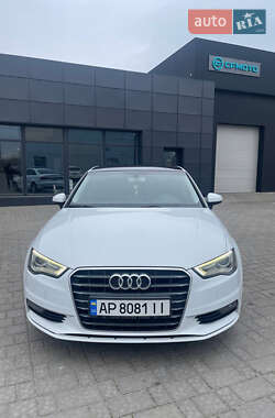 Седан Audi A3 2015 в 