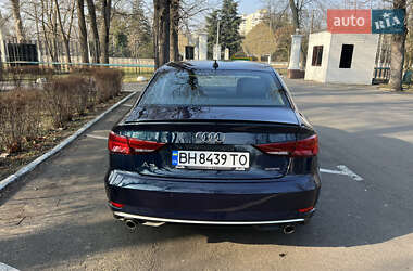 Седан Audi A3 2019 в 