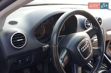 Хетчбек Audi A3 2006 в 