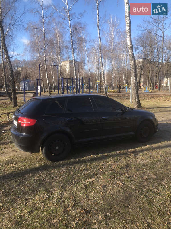 Хэтчбек Audi A3 2012 в Чернигове