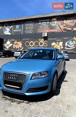 Хэтчбек Audi A3 2010 в 