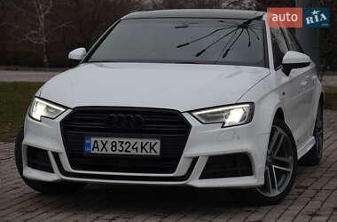 Седан Audi A3 2018 в Харькове