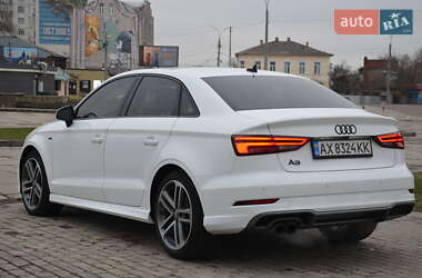 Седан Audi A3 2018 в Харькове